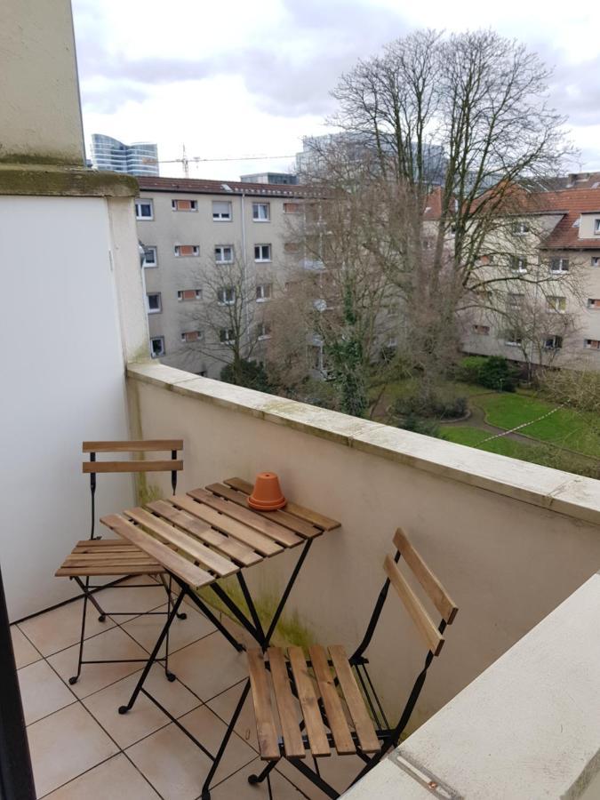 Perfect Apartment To Visit The Fair Or City Düsseldorf Exteriör bild